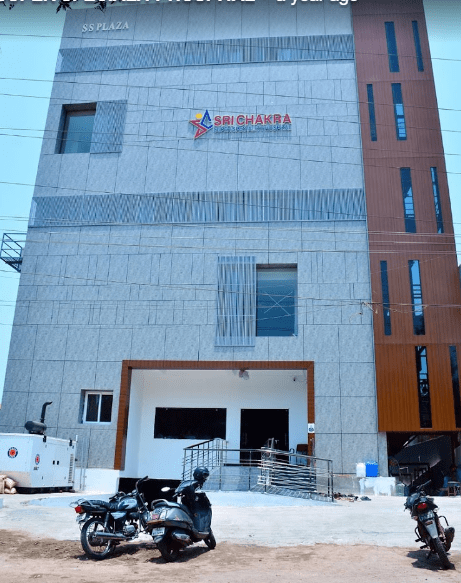 Sri Chakra Hospital